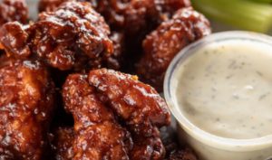 barbeque-wings-with-ranch-and-celery