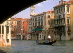 venice-canal-with-gondola